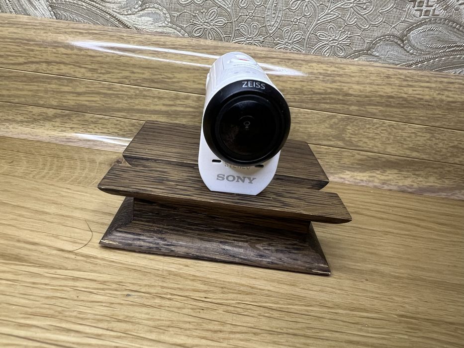 Екшн-камера Sony HDR-AZ1 з пультом