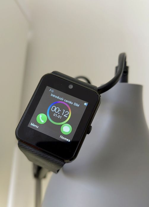 Smartwatch (suporta: BLUETOOTH, SIM e cartão MicroUSB)