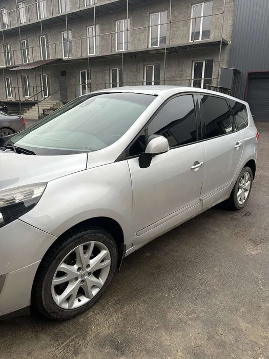 Renault  Grand Scenic 3 2011 дизель