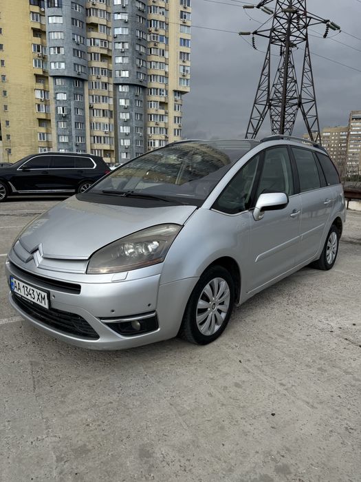 Citroen C4 Grand Picasso, більша база