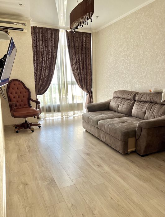 АРКАДІЯ 9 перлина 2-х кімнатна