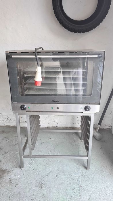 Mały piec piekarniczy Bartscher 6400W