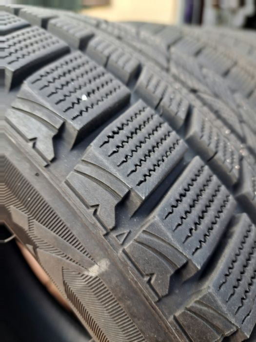 Opony zimowe Firemax 205/55R16 91H