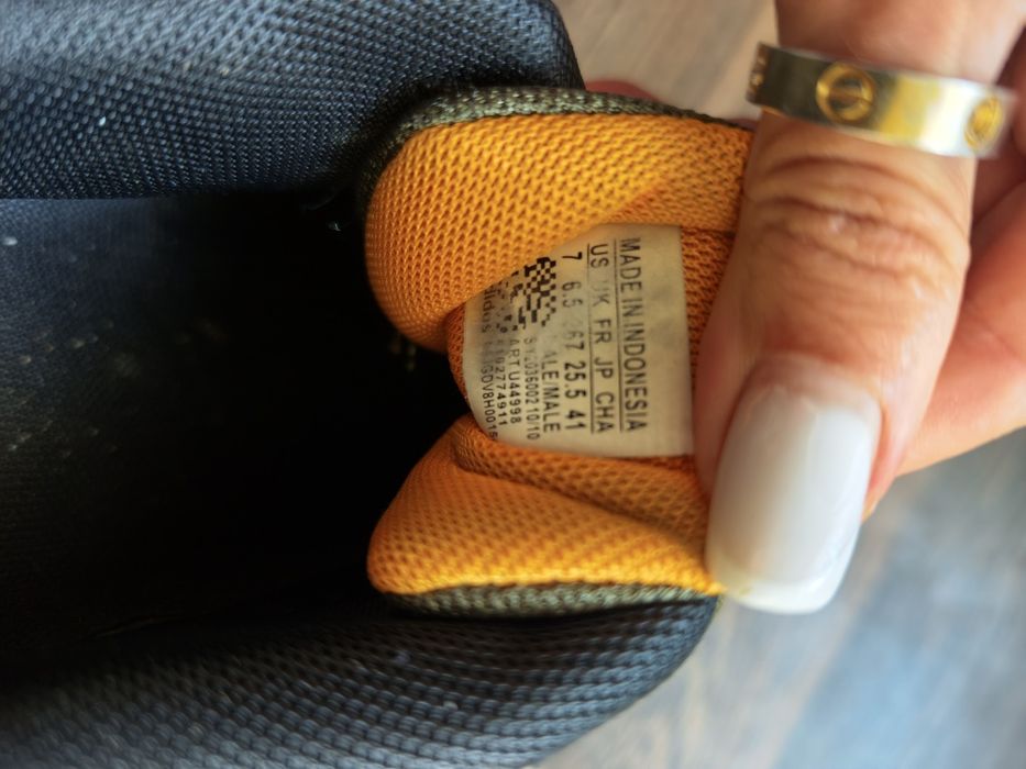 Adidas чоловічі кросівки