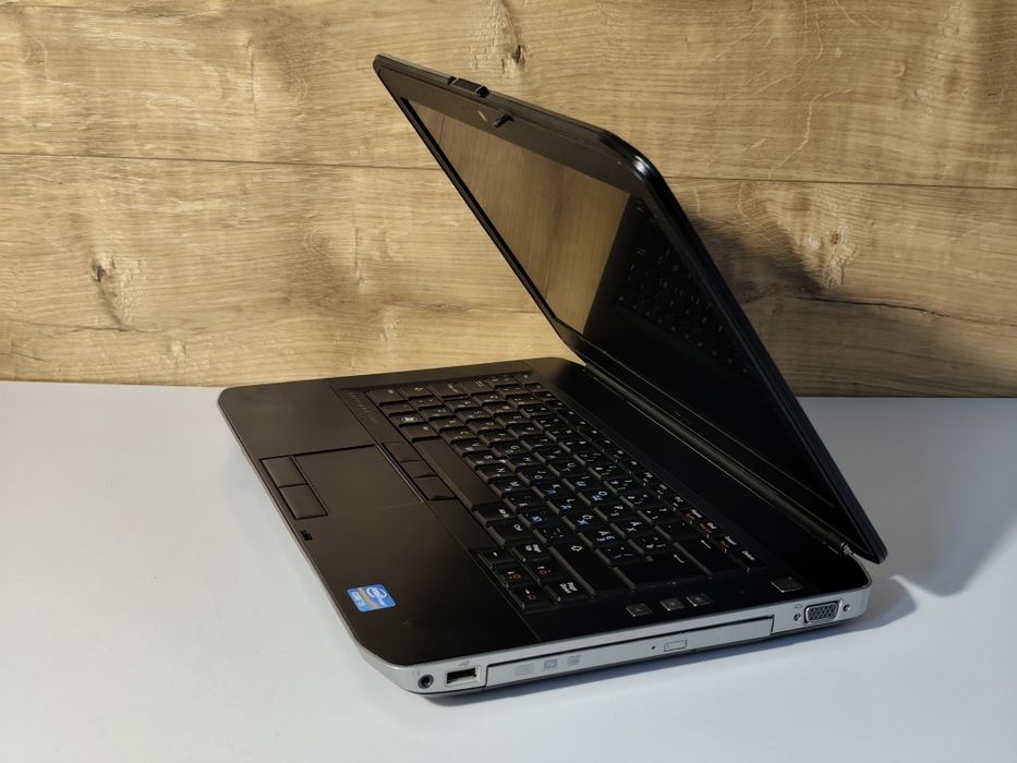 Супер надійний ноутбук  DELL 14"/Core i3/8 ОЗП/ SSD