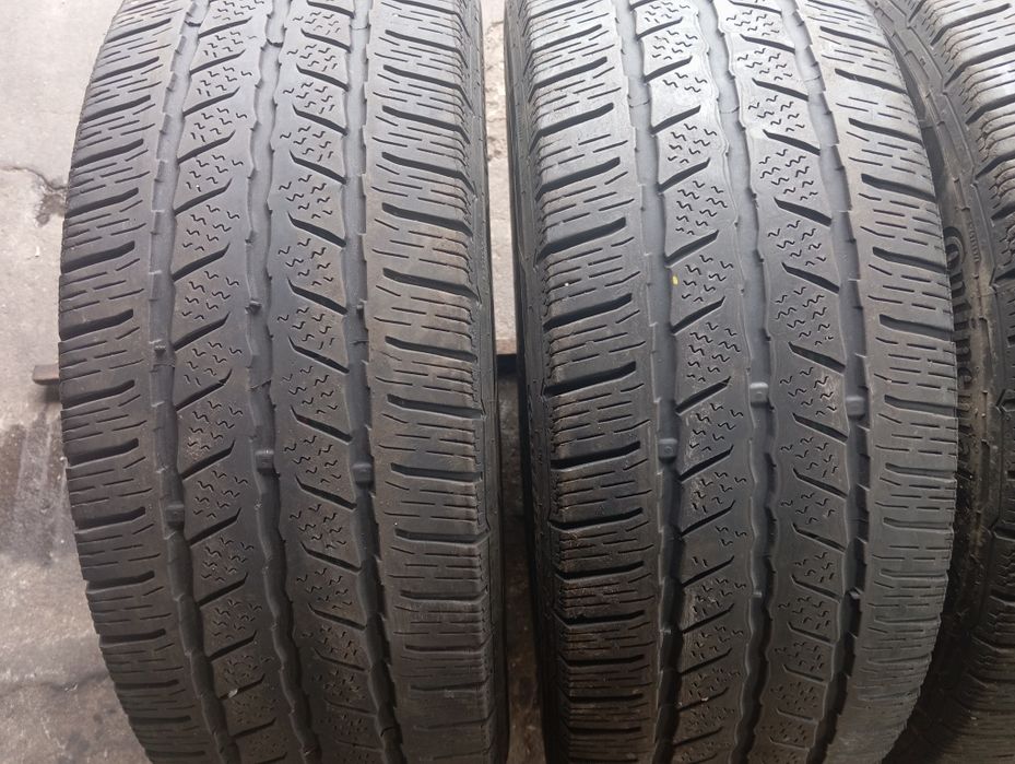 Opony zimowe 225/65/16 C Continental