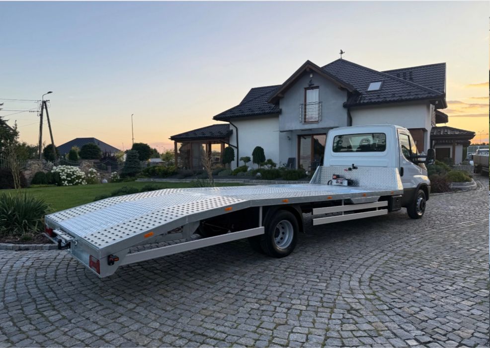 Послуги евакуатора Умань. Эвакуатор круглосуточно! Лавета. Автосос