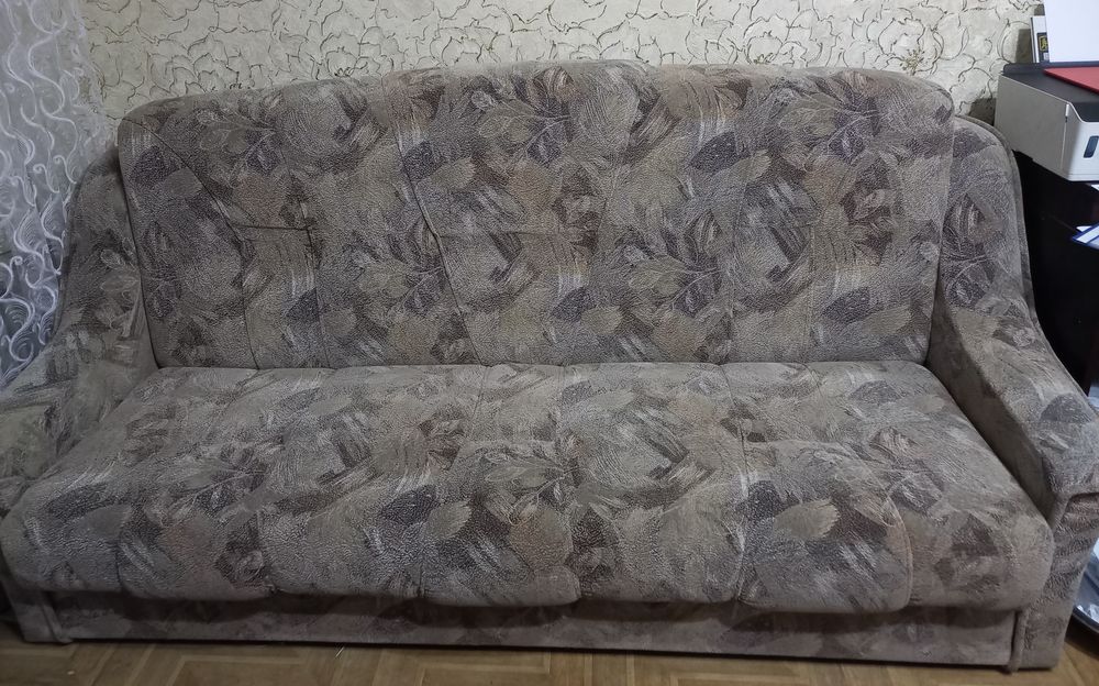 Продам диван -книжка, довжиною 2м20см, гарний станЖитомир самовивіз