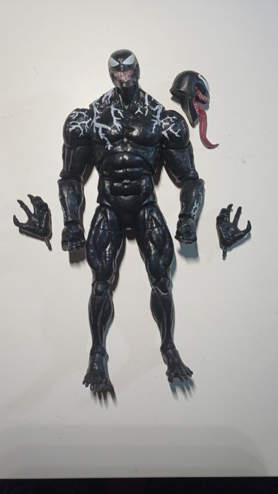 Venom Marvel Legends 15cm