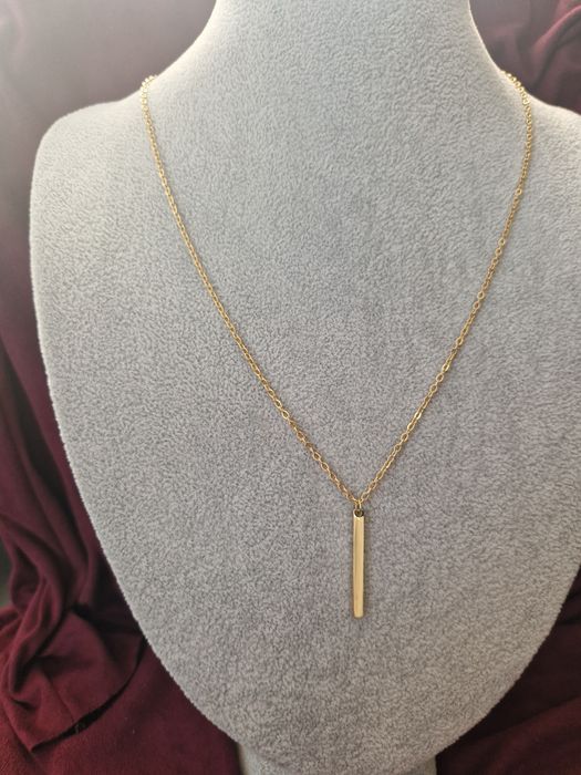 Złoty naszyjnik łańcuszek z zawieszka stal chirurgiczna