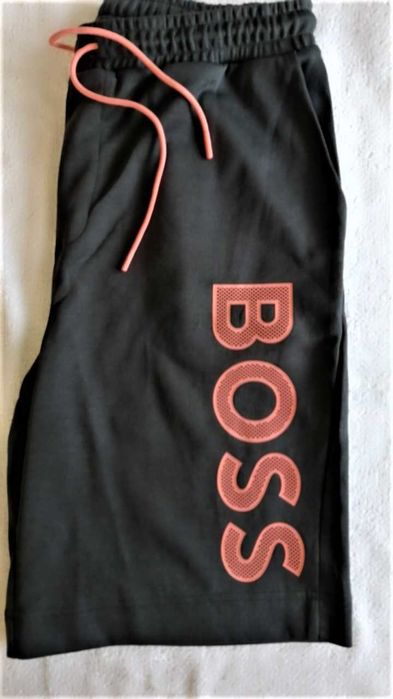 Krótkie szorty dresowe BOSS rozm. M