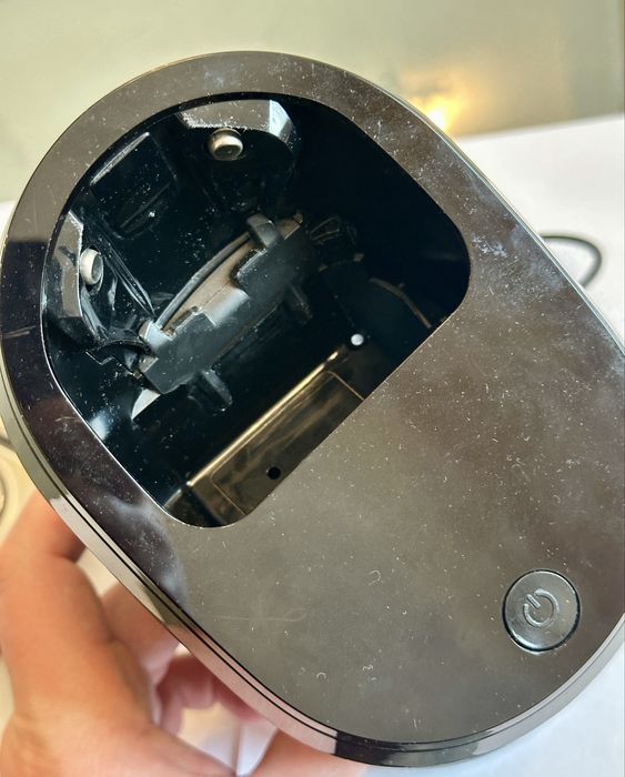 Golarka elektryczna, Braun series 9 (ze stacją czyszczącą)