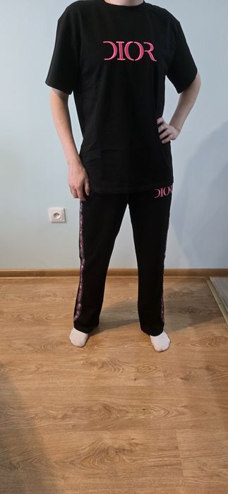 Nowy komplet dresowy damski czarny / Wyprzedaż S,M,L