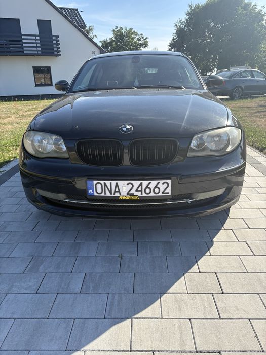 BMW E81 seria 1  118D automat 143km