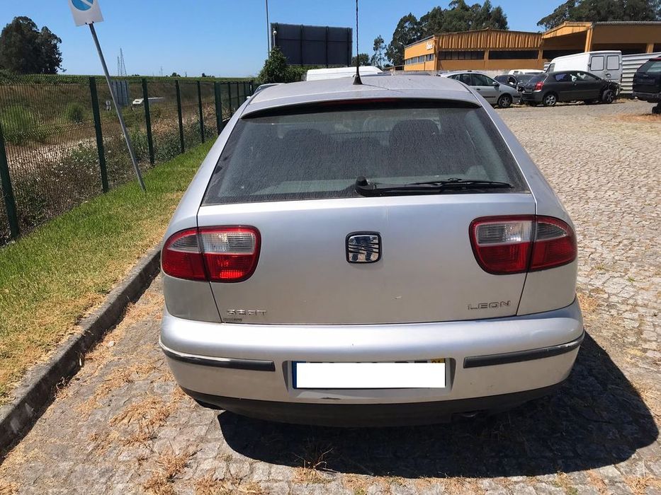 Seat Leon 1.4 16V 5P 2001  - Para Peças