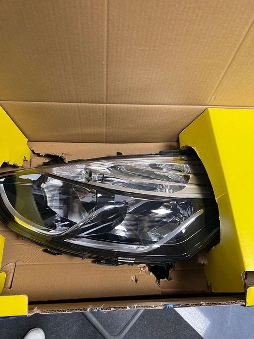 Magneti Marelli 712103401110 Reflektor przód Renault CLIO IV, 10.12-08. ...