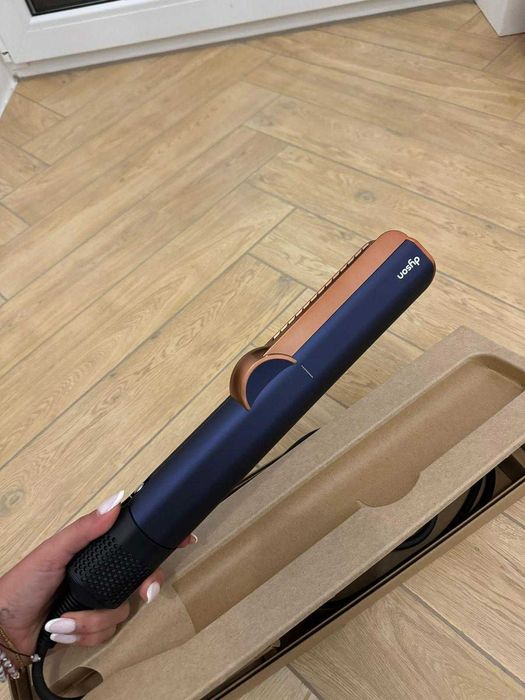 Aeroprostownica Dyson Airstrait