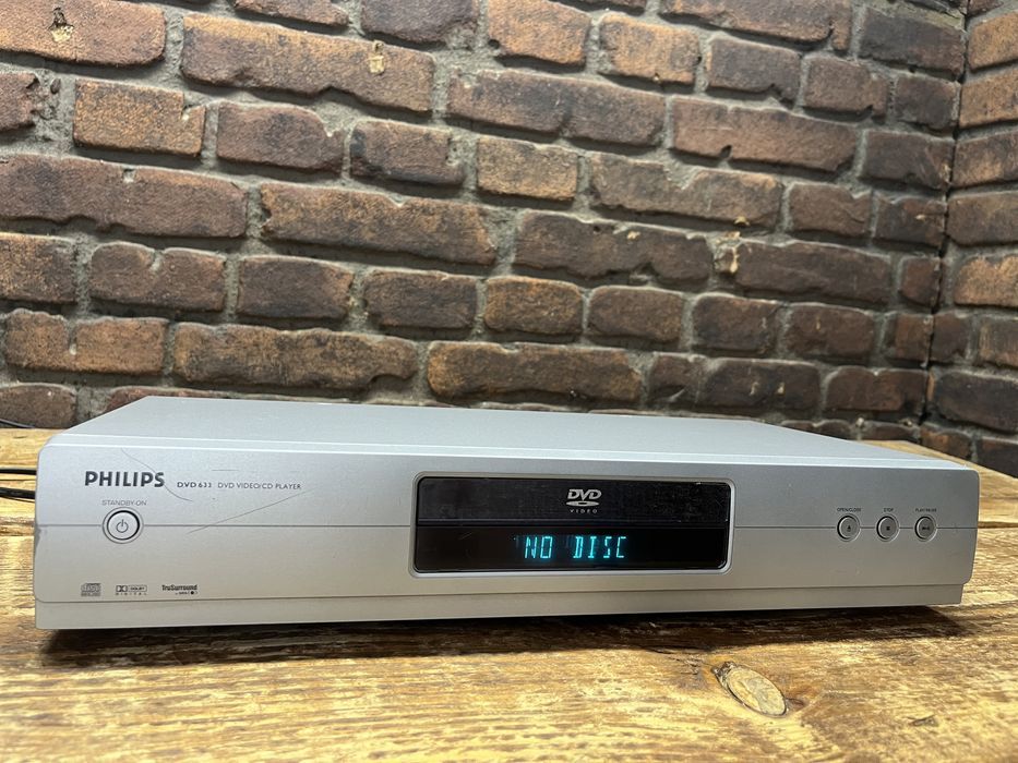 Odtwarzacz DVD Philips 633 z pilotem.
