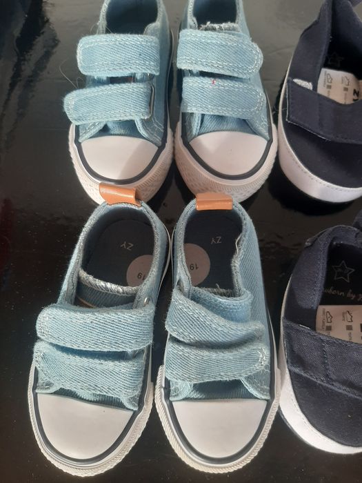 Calçado bebé novo gemeos 0-12 meses