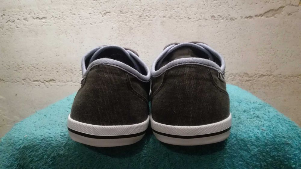 Trampki FILA r.41 stan idealny