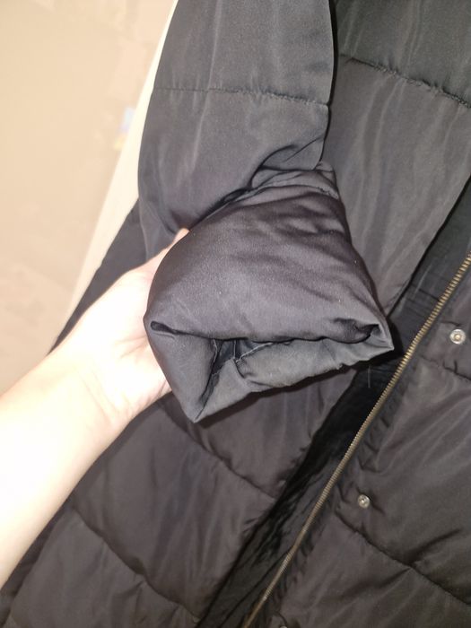 Довге, стьобане дуте пальто .