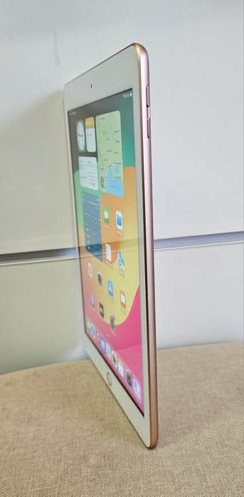 Apple ipad 8th 32gb Wi Fi 10.2 2020 Gold