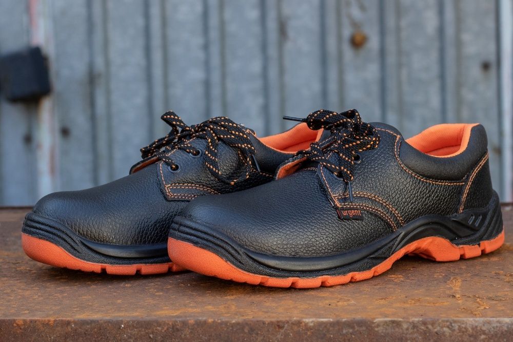 Спецвзуття Спецобувь Робоче взуття Робочі черевики Professional 201