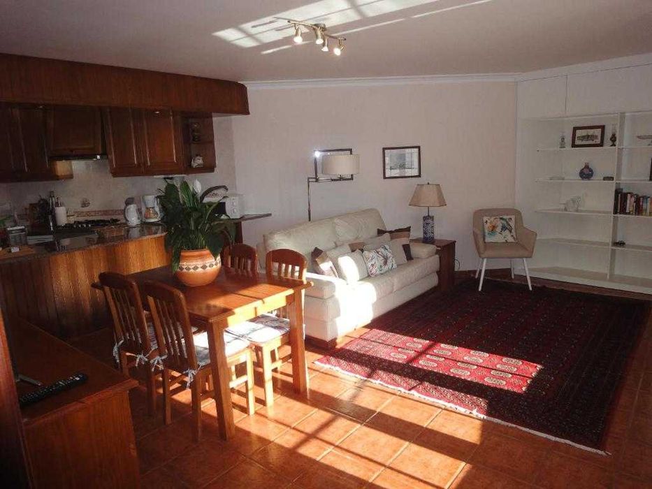 Alugo a casa em Cascais