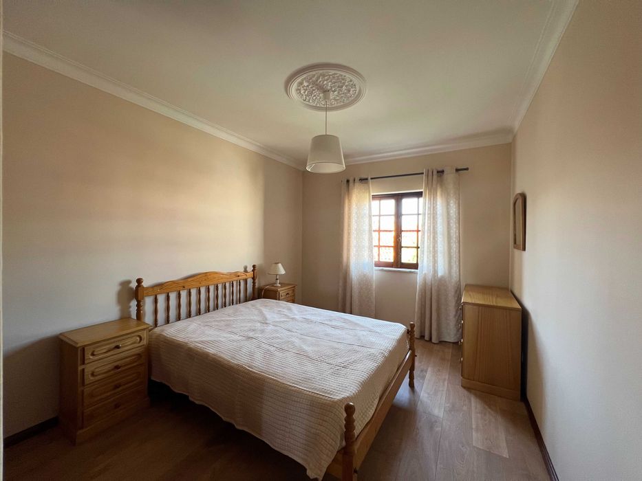 Aluga-se moradia V3 nos arredores de Portimão