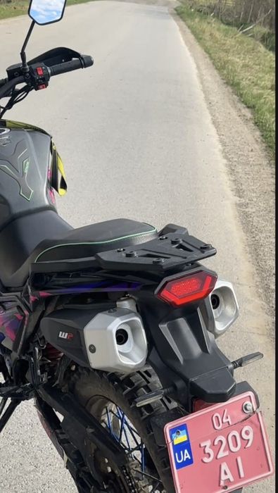 Продам Мотоцикл  Spark Sp300-T1 300 кубів!