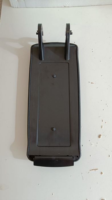 tampa apoio braço Audi A6 1997 a 2005 ( novo)
