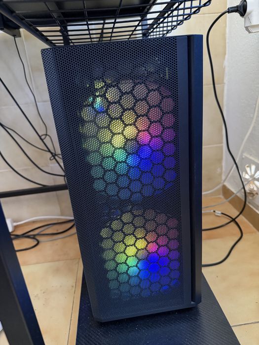 PC Gaming Ryzen 5 5600 | RTX 4060 | 16 GB RAM | Excelente Estado