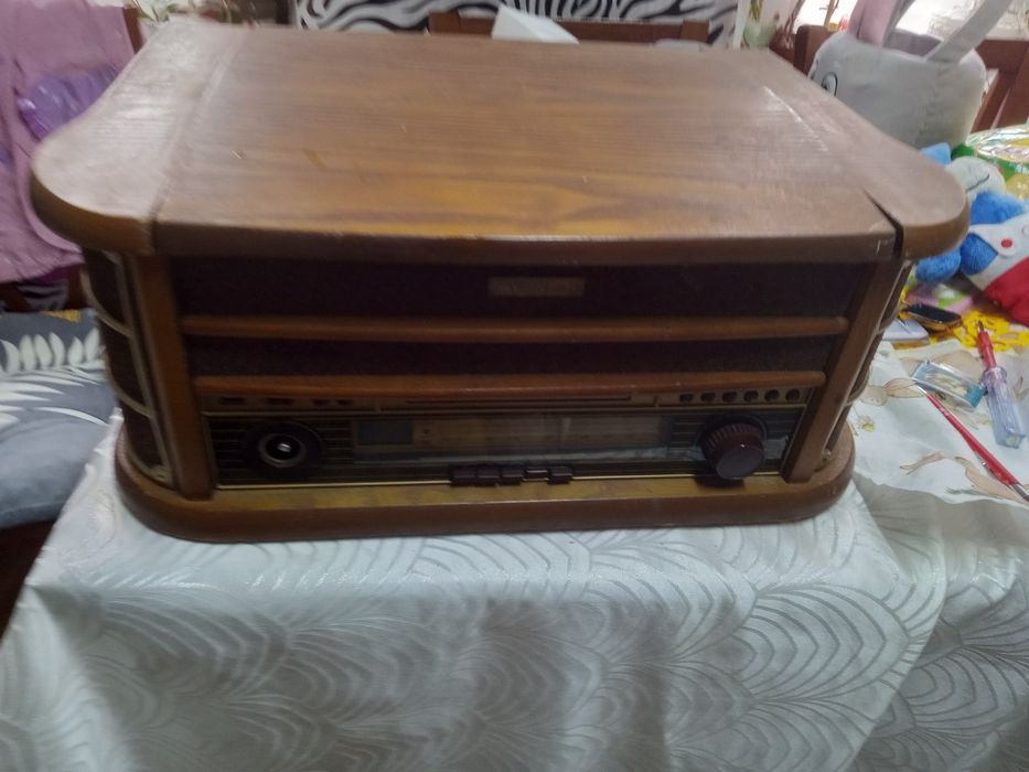 Sprzedam  gramofon 5 w 1 retro.