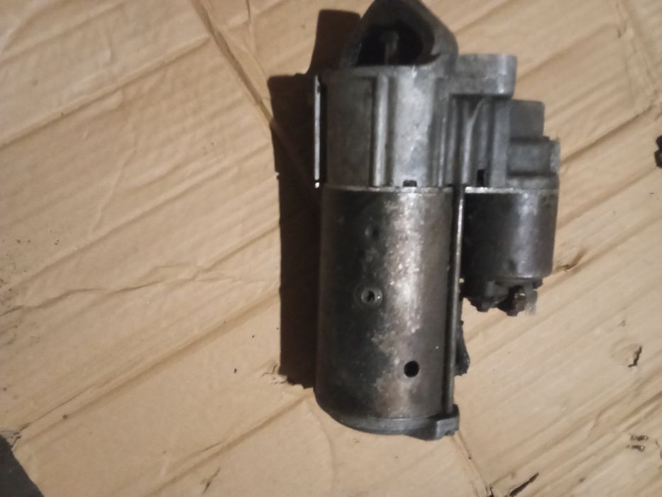 Стартер Вольво в 40