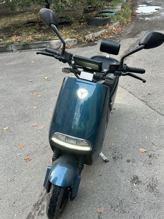 Електроскутер Yadea g5