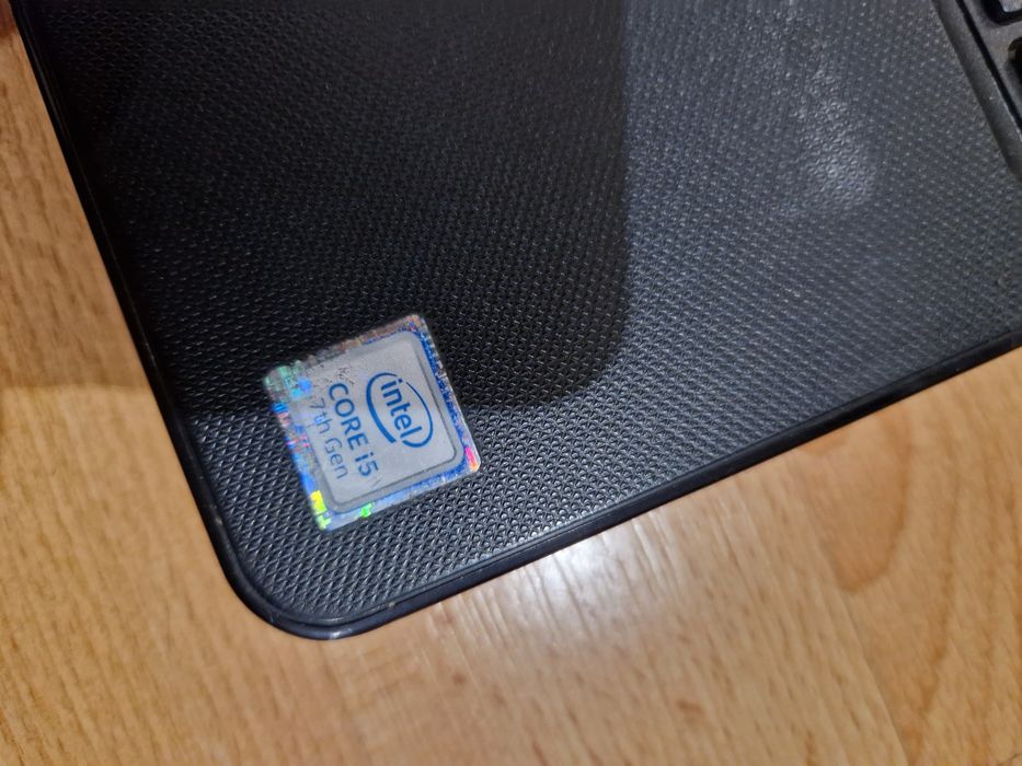 Запчастини до ноутбука Dell model P63F intel i5 7th gen
