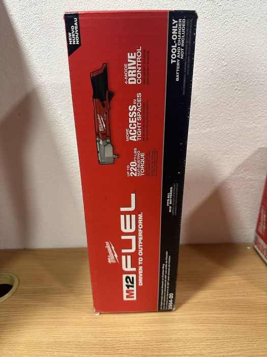 Акумуляторний кутовий ударний гайковерт M12 FUEL™ 3/8” 2564-20