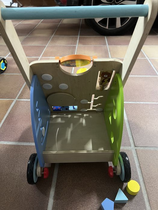 Andarilho/Andador para bebé em madeira - montessori