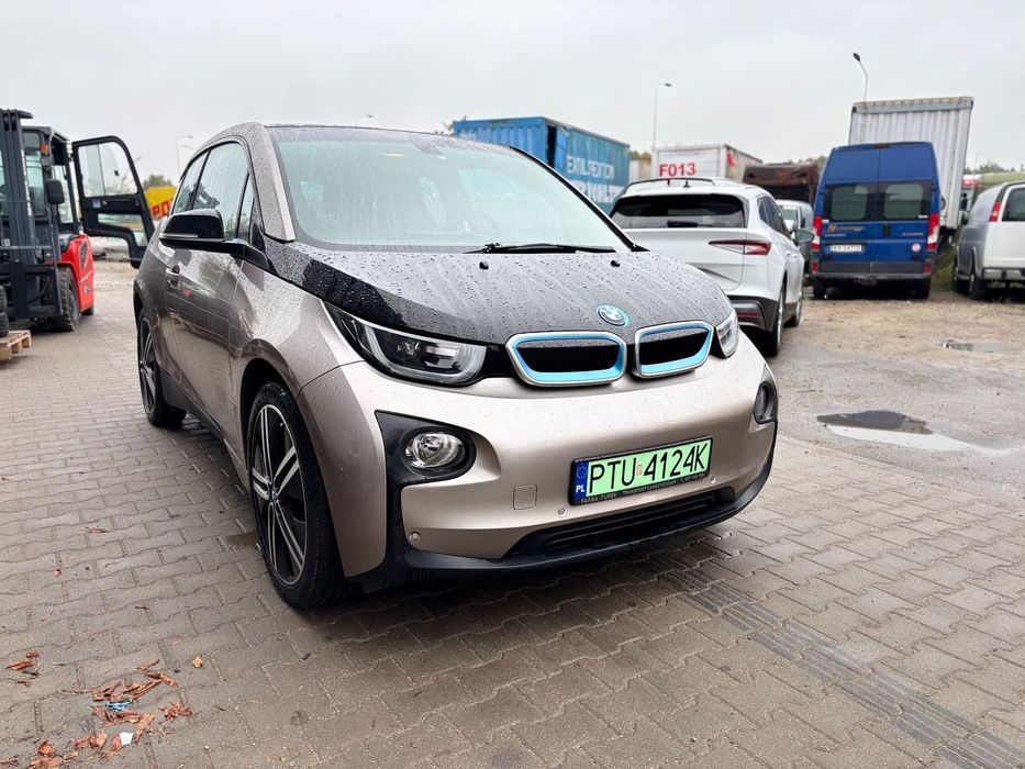 BMW i3