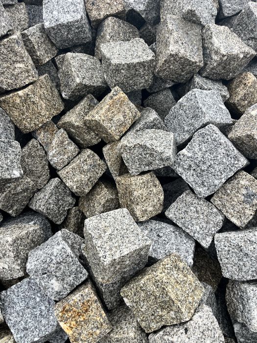 Cubo granito misto macheado