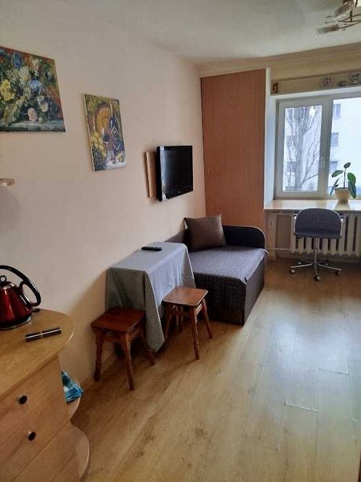 Доба Тиждень Мiсяц метро Дарниця 5 хв Чернiгiвська 9 хв світло завжди