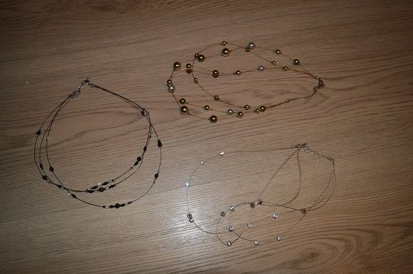 Sprzedam biżuterie.