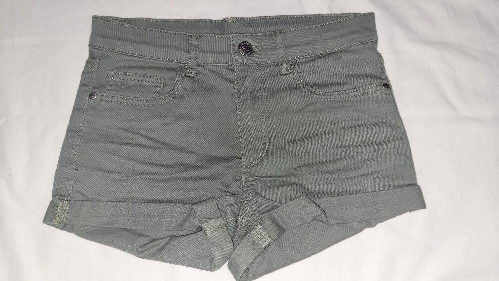 H&M spodenki dla dziewczynki w kolorze khaki