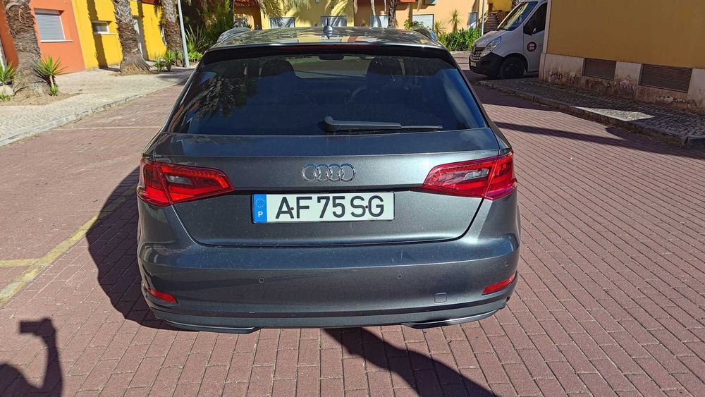 Audi A3 1.4 Etron Hibrido
