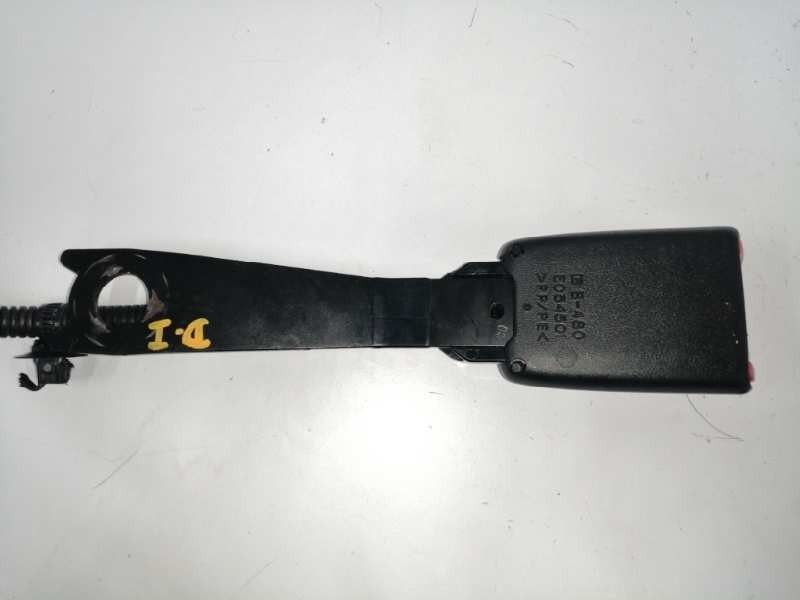 ENGATE CINTO ESQUERDO TOYOTA COROLLA VERSO 2008 -E034501