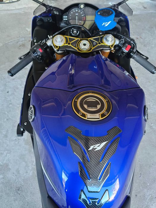 Yamaha R1 Crossplane