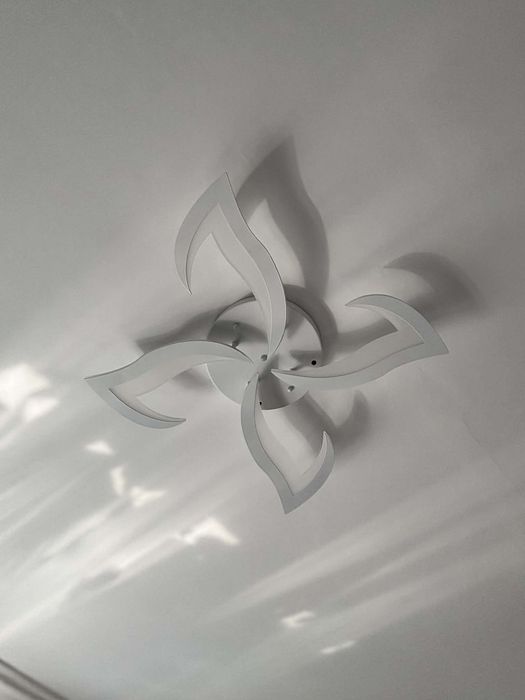 Lampa sufitowa LED