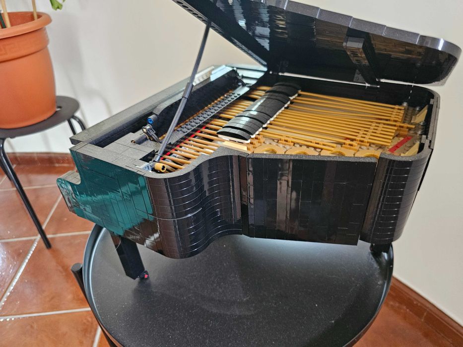 LEGO Ideas 21323 Grand Piano completo c/ caixa e instruções