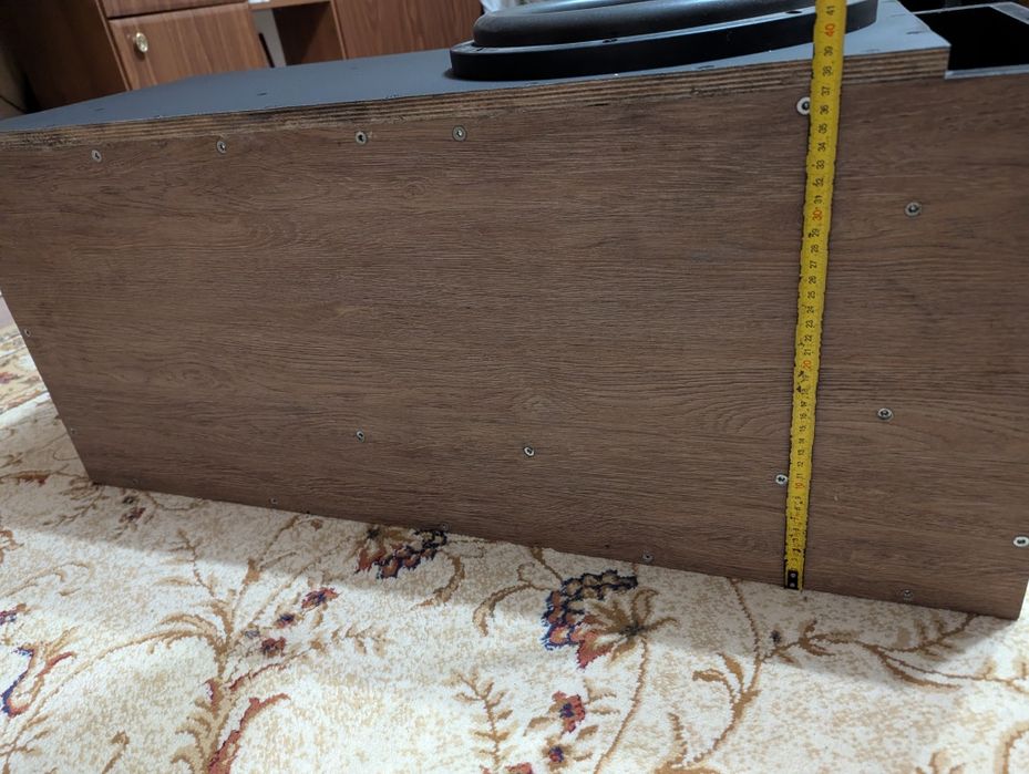 Продам сабвуфер DST PSW-31D2