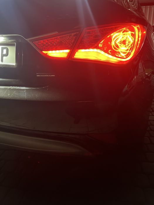 Продам Hyundai Sonata Hybrid YF limited edition luxury